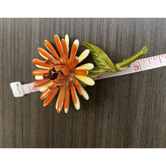 Vintage Flower Enamel Calendula Oversized Brooch Pin Bouquet Orange Figural - Picture 4 of 8